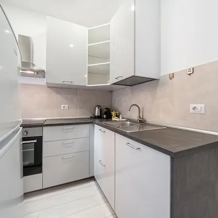 Casa Veronica Dietro L'arena فيرونا